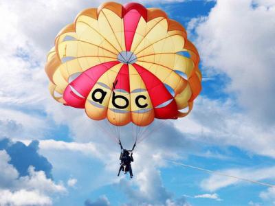 防曬噴霧可以噴臉嗎?防曬噴霧使用注意事項