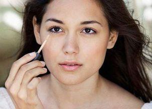 遮瑕液和遮瑕膏哪個(gè)好用?分別如何使用?