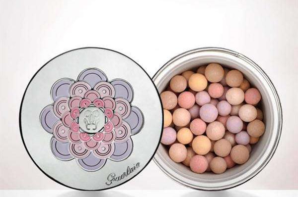 散粉在哪個步驟用?散粉如何使用?