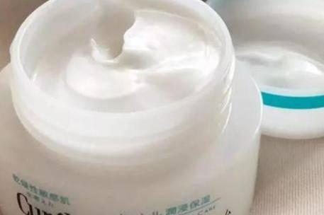 四款不同護膚品牌對補水保濕的測評 經濟實惠又護膚效果好-易網健康養生網 四款不同護膚品牌對補水保濕的測評 經濟實惠又護膚效果好