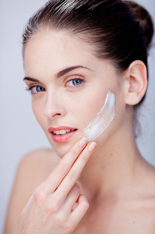 ​在夏日保濕乳液的重要性面前，價(jià)格真的不值一提！