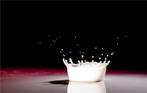 可以用過期的牛奶洗臉嗎 過期的牛奶洗臉好嗎