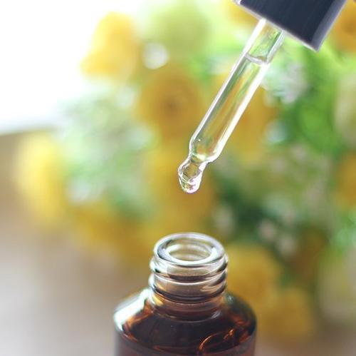 精華液可以天天使用嗎 如何正確使用精華液?-易網(wǎng)健康養(yǎng)生網(wǎng) 精華液可以天天使用嗎 如何正確使用精華液?