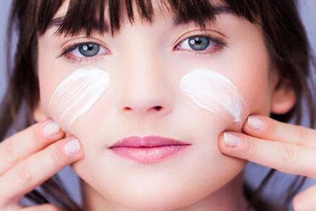 怎么去黑頭？這五個方法幫助你消滅它們