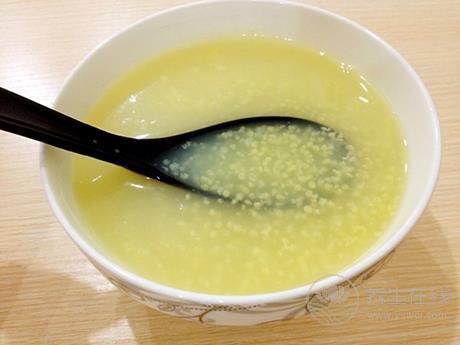 秋冬季養(yǎng)生多吃小米 小米粥怎么煮營(yíng)養(yǎng)更豐富 秋冬季養(yǎng)生多吃小米 小米粥怎么煮營(yíng)養(yǎng)更豐富