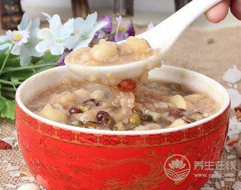 夏季消暑可多喝養(yǎng)生粥