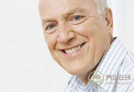 了解老人<a href=http://www.logojc.com/tags-秋季養(yǎng)生.html target=_blank class=infotextkey>秋季養(yǎng)生</a>保健的注意事項(xiàng) 了解老人秋季養(yǎng)生保健的注意事項(xiàng)