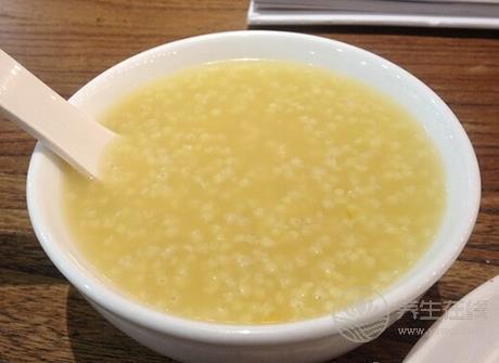 秋冬季養(yǎng)生多吃小米 小米粥怎么煮營(yíng)養(yǎng)更豐富 秋冬季養(yǎng)生多吃小米 小米粥怎么煮營(yíng)養(yǎng)更豐富