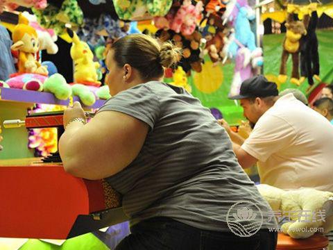 青春期肥胖少動(dòng)，成年后易患高血壓