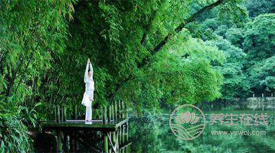 <a href=http://www.logojc.com/tags-秋季養生.html target=_blank class=infotextkey>秋季養生</a>先養肺，多這么做很簡單