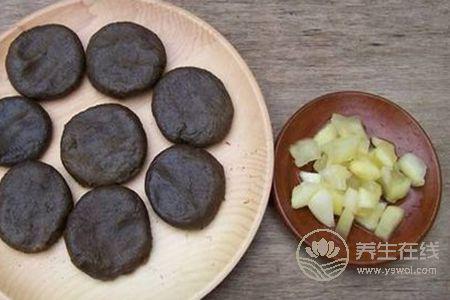 春季內(nèi)熱外寒吃什么食物好? 春季內(nèi)熱外寒吃什么食物好?