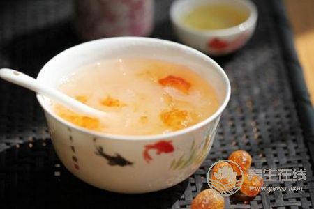 秋季養(yǎng)肺食物有哪些?秋季肺燥的癥狀有哪些?