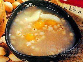 秋冬季節(jié)滋補養(yǎng)胃 養(yǎng)生藥膳粥