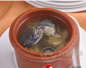 <a href=http://www.logojc.com/tags-春季養生.html target=_blank class=infotextkey>春季養生</a>喝什么湯 花旗參烏雞湯補血