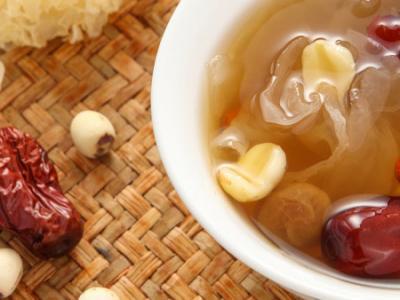 更年期的女性在冬天該怎么調養，這三點原則教給你