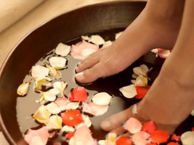 夏天泡腳的好處 夏天泡腳的注意事項(xiàng)