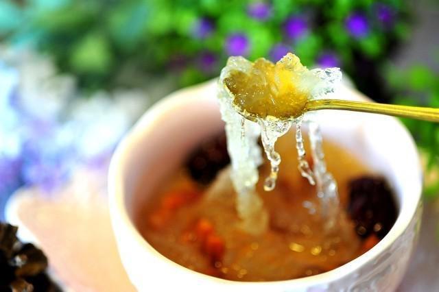 燕窩適合秋季食用，秋季吃燕窩有哪些好處?