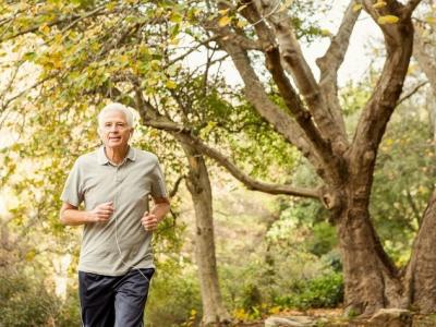 冬季養肺正當時，適合老年人潤肺止咳的食物推薦