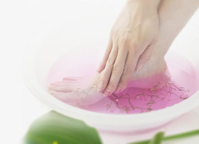 辣椒泡腳能祛濕嗎，泡腳也要謹慎為之