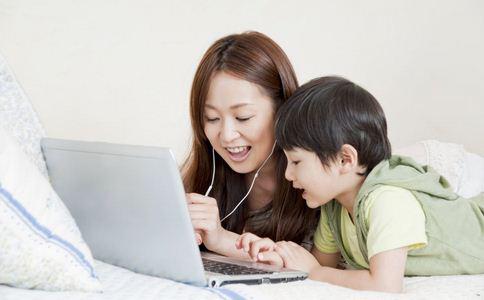 準分子術后注意事項 護眼 多眨眼 <a href=http://www.logojc.com/tags-眼睛干澀.html target=_blank class=infotextkey>眼睛干澀</a>