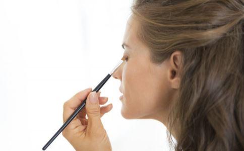 怎么去眼袋 去除眼袋的方法 如何去除眼袋