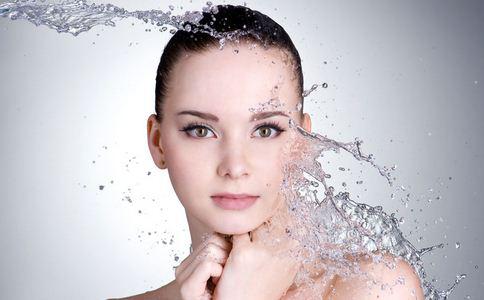 角膜潰瘍 預(yù)防角膜潰瘍 角膜潰瘍原因 角膜潰瘍的癥狀