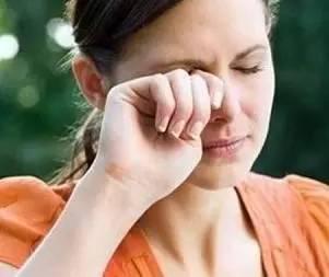 老人眼睛不適,當心五種眼病 老人眼睛不適,當心五種眼病