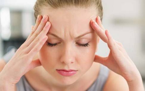 眼睛紅腫發癢是怎么回事？