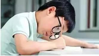 孩子近視度數(shù)猛漲？近視防控小心誤區(qū)！