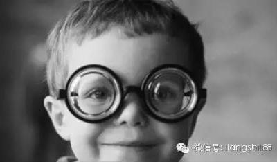 高度近視會(huì)引起的那些并發(fā)癥？