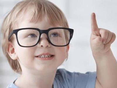 家長(zhǎng)應(yīng)如何預(yù)防孩子近視？