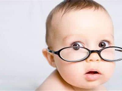 如何辨別生理性近視？