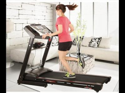 跑步機上看電視易傷眼