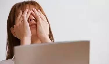 常看電腦眼睛酸痛，四個妙招解決