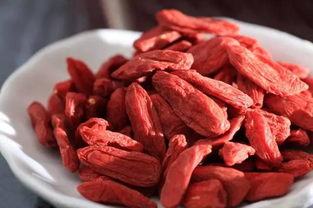 吃什么對眼睛好？介紹八大護眼食物有哪些？