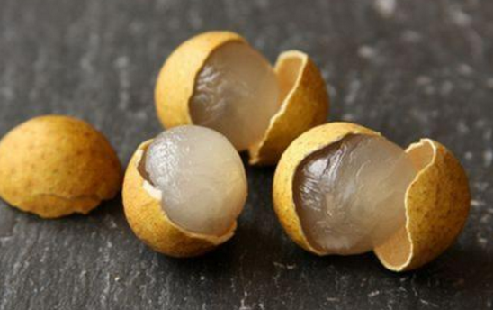 桂圓肉泡水喝的功效