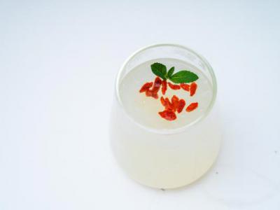 女人吃燕窩多久能見效？女人吃燕窩的最佳年齡