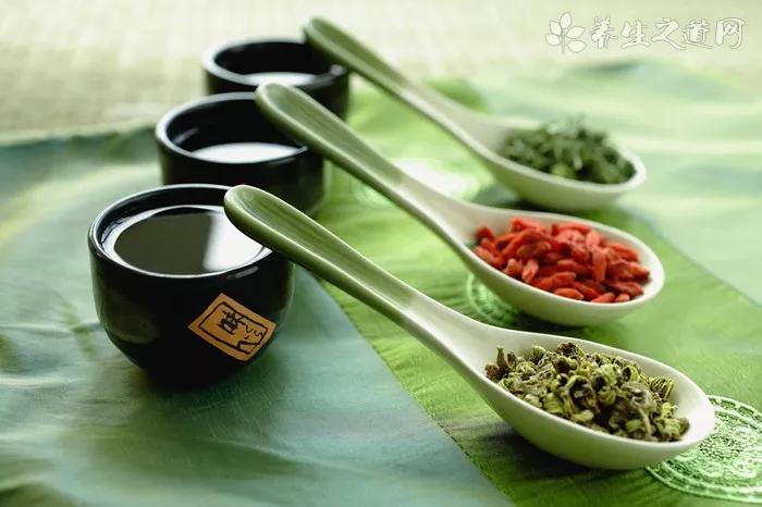 肝臟排毒吃什么好