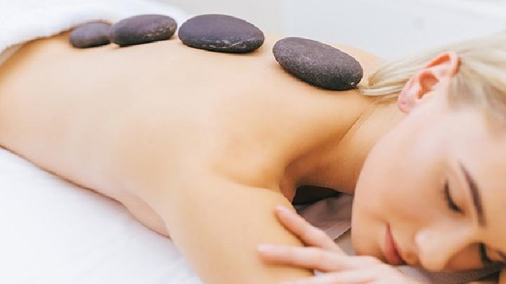 中醫(yī)治療腹瀉有什么好方法 4個(gè)實(shí)用足部按摩法治療腹瀉有效