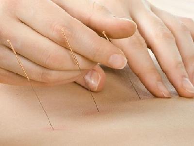 日常生活中應該如何護理鼻炎？中醫(yī)治療鼻炎的兩種具體方法