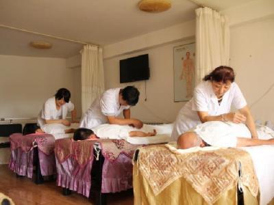 中醫耳部按摩有什么好方法 5種耳部按摩手法延年益壽