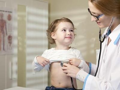 寶寶做腳部按摩需要準備什么？給寶寶做腳部按摩需注意5點