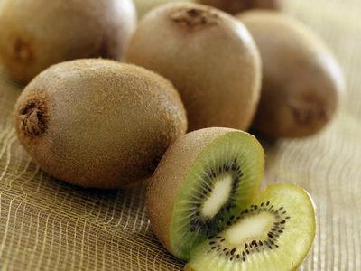 獼猴桃學名：獼猴桃，英文：Kiwi