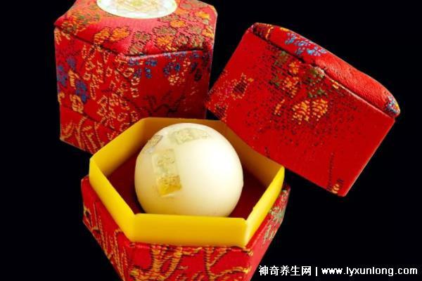 高血壓每年吃一顆安宮牛黃丸，可以但不建議(不能降壓/治療該病)