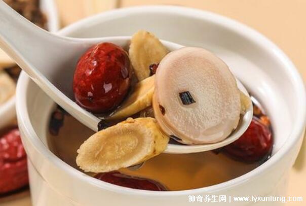 黃芪15g桂枝15g白芍15g姜6克紅棗4枚(黃芪桂枝五物湯的功效)