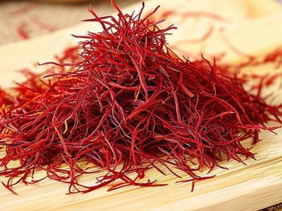 藏紅花泡腳好不好